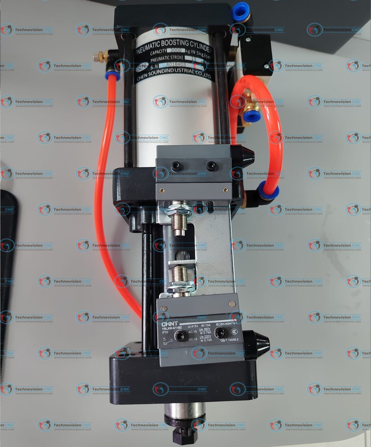 PNEUMATIC HYDROLIC BOOSTING CYLINDER